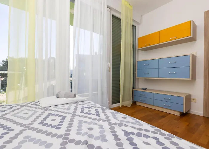 Boutique 9 Apartment *