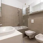 Διαμέρισμα Boutique 9 *